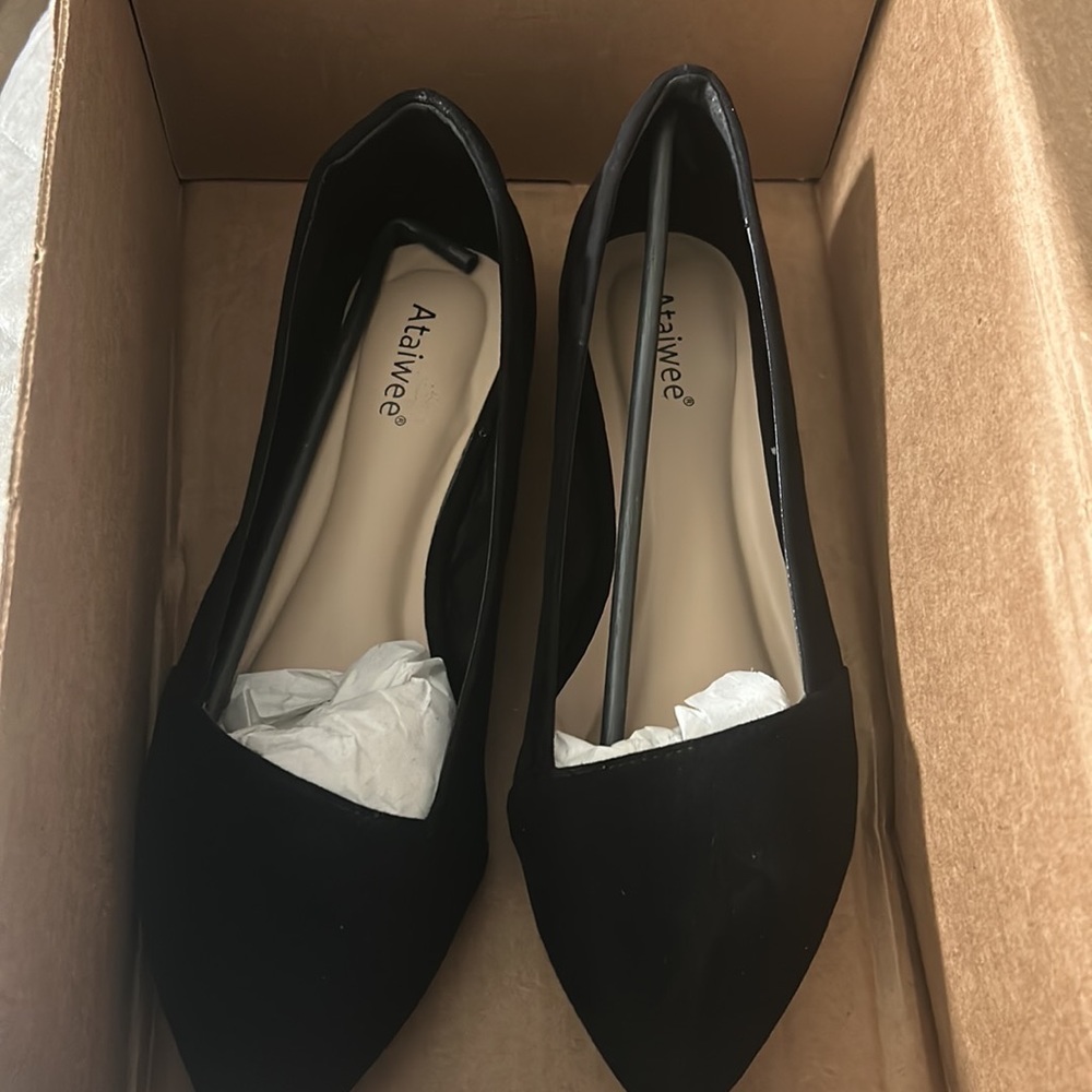 Women Black Slippers